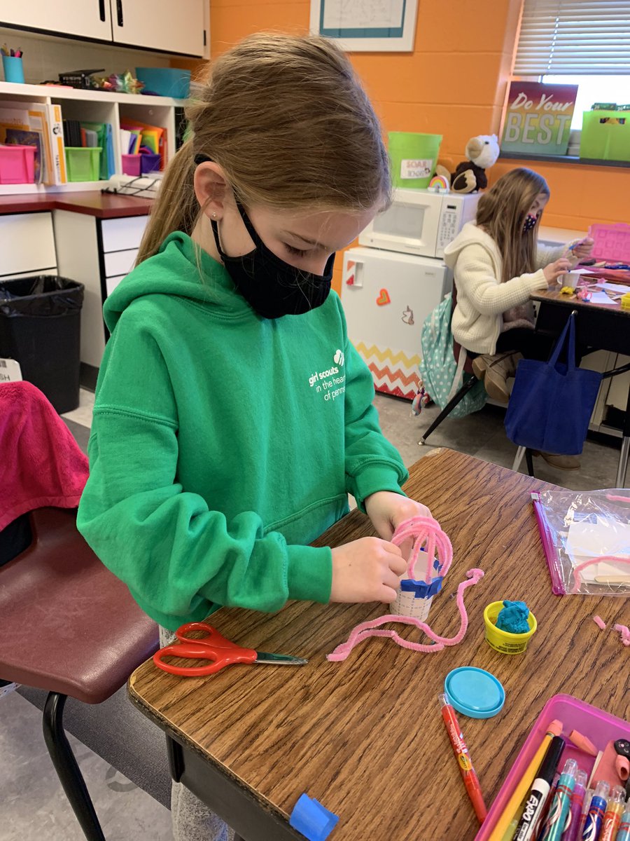 2nd grade is heading into their mini unit on the moon and what better way to kick it off than watching the Apollo 11 landing, hearing from astronauts, and accepting a challenge from NASA themselves. Can you build a lunar lander?