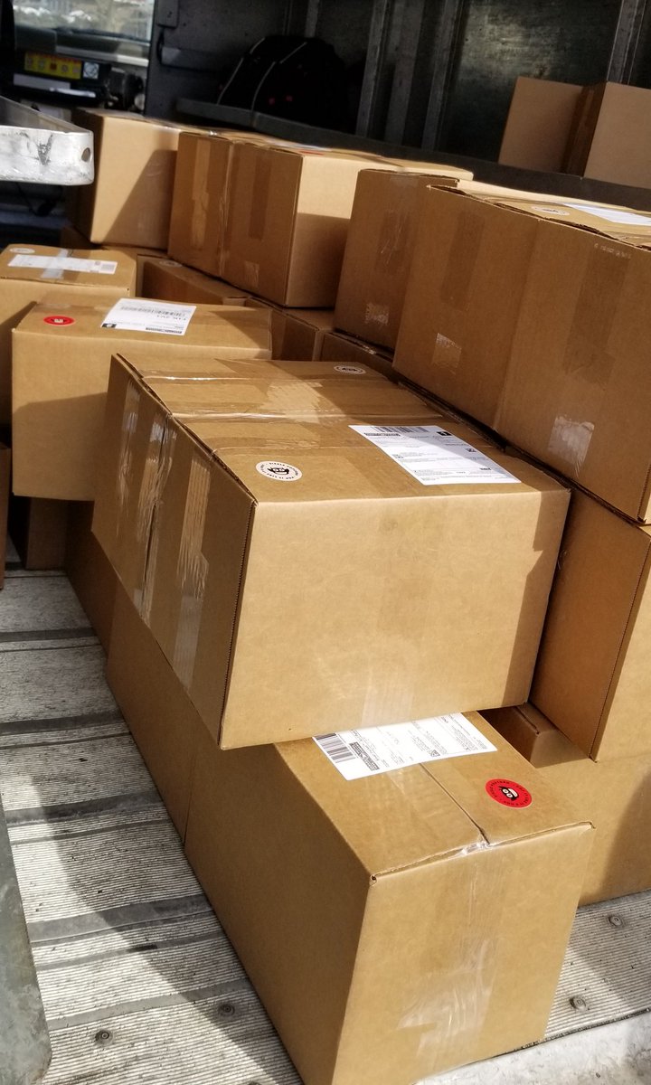 SizzlePopcorn's tweet image. Pre-Sale packages are OUT! 📦

Keep an eye on those mailboxes 📫

If you wanna get in on the restock action...

You know what to do 🔥😈🍿

🍁 sizzlepopcorn.com