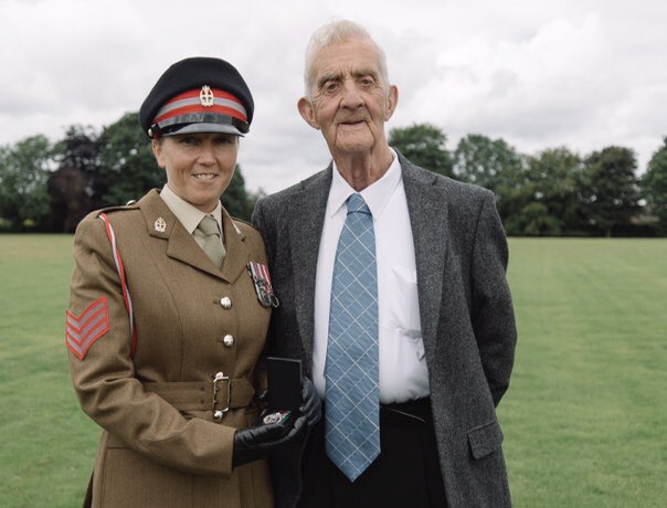 Rebecca Warren tweet media