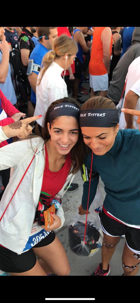TP4PCRF's tweet image. #tbt Lama and Tala running the @ChiMarathon in 2017! Love the memory!