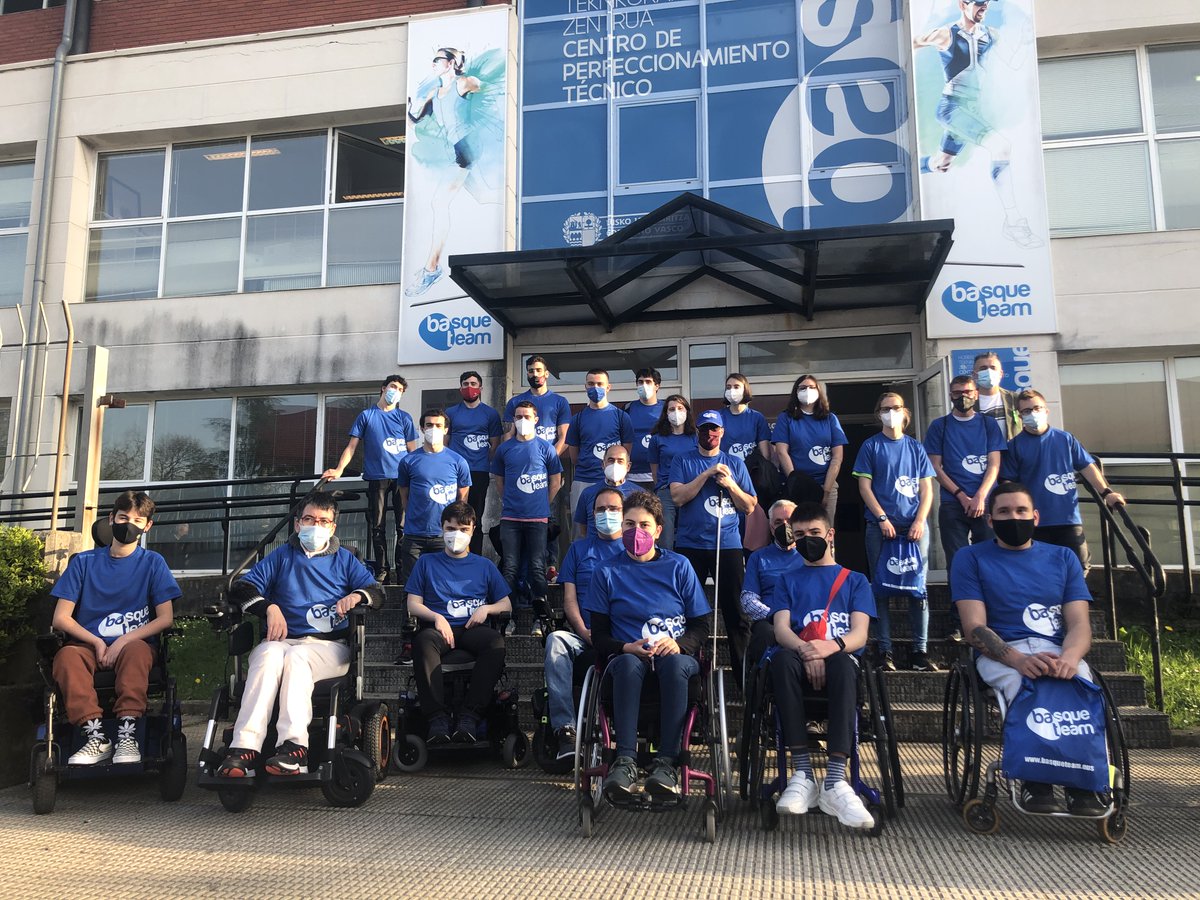 Tenemos un futuro prometedor!!!💪Hoy en Fadura hemos contado con la presencia de l@s deportistas que darán mucho que hablar en las próximas citas paralímpicas. Ell@s son los integrantes del proyecto de excelencia puesto en marcha por <a href="/Fvda_Keef/">FVDA-KEEF</a>  y Basque Team. 🤩
#GuztionAmetsa