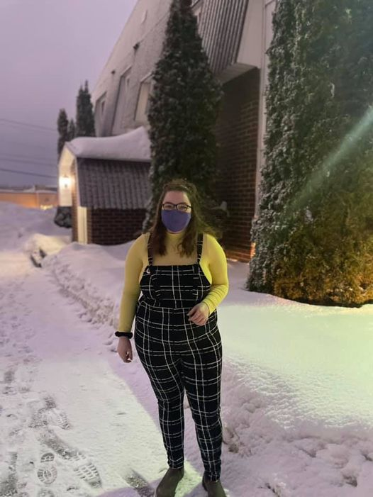 EpilepsyNL's tweet photo. Here is Rachel Spicer in Fredericton, NB wearing her purple mask. Sheis raising epilepsy awareness while staying stylish &amp; helping 2 protect others from Covid 19.  She says please wear your mask, wash your hands and continue 2 physical distance so we can get through this 😷 https://t.co/dRz8jzg96I