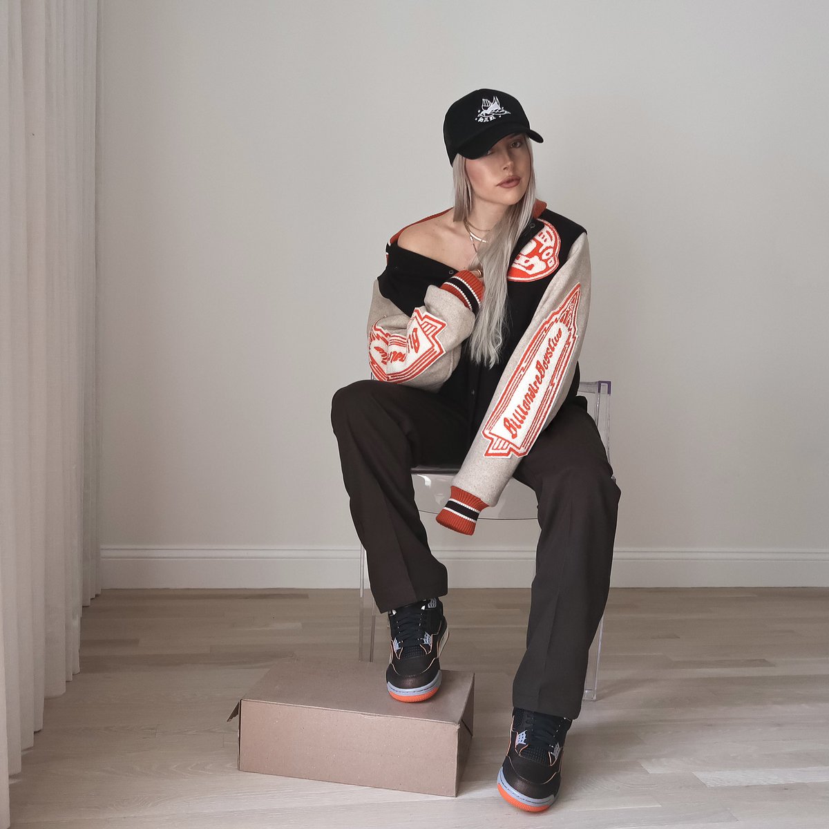 this color schemeeee <a href="/Jumpman23/">Jordan</a>