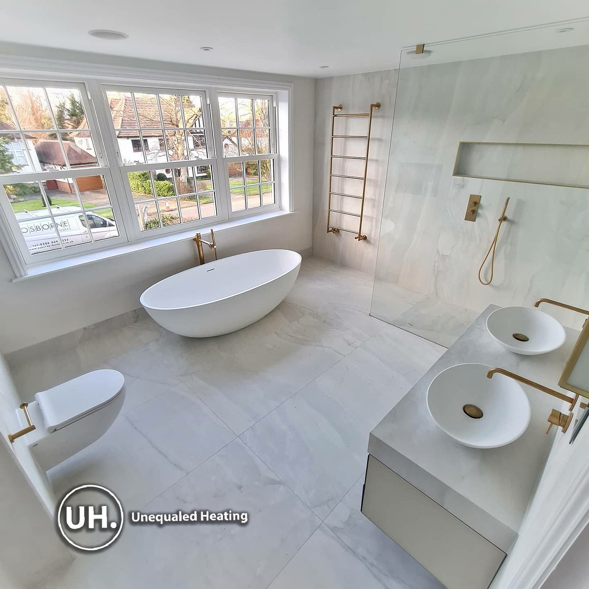 A selection of images from the Farnborough Park project, loved this one 😍

#plumbing #pipeperfect #underfloorheating #renovation #luxuryhomes

#boilerroom #systemboiler #unvented #pipeperfect #pipeporn #craftsmanship