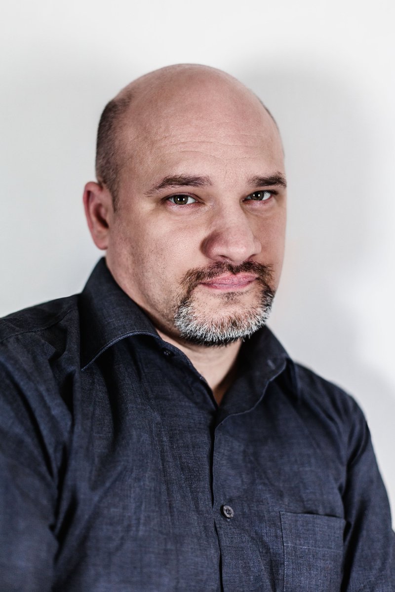 KareaFoto's tweet photo. I v této divné době fotím
Třeba portréty do životopisu
Pokud máte zájem, napište mi a domluvíme se na focení.

#kareafoto #hannyykarea #portrait #portraitphotography #man #manportrait #cv #cvportrait #photography #photographer #canon #canoncz https://t.co/xIhZykFxpH