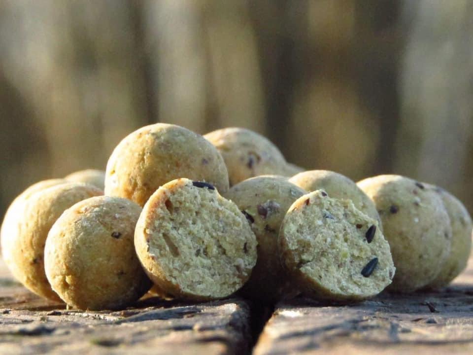 jhbaits's tweet photo. Coming Soon...

Banana and Scopex... 🔥🔥🔥

https://t.co/aJ6fYjRj1d 

#JHBaits #nocompromiseonquality #thefuture #HighAttract #bananascopex #springiscoming #springfishing #carpfishing #fishing #angling #carpangling #carpangler #angler #karpfenangler #carpfishinglife https://t.co/prnE8Jo7mL