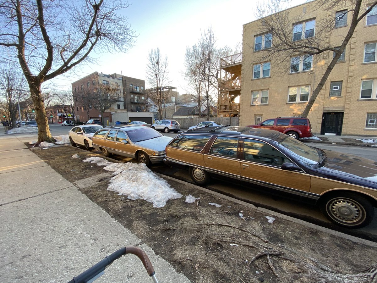 Dempster46's tweet image. You either get this or you don’t !  Parked back to back....odds of seeing the Sasquatch are probably better