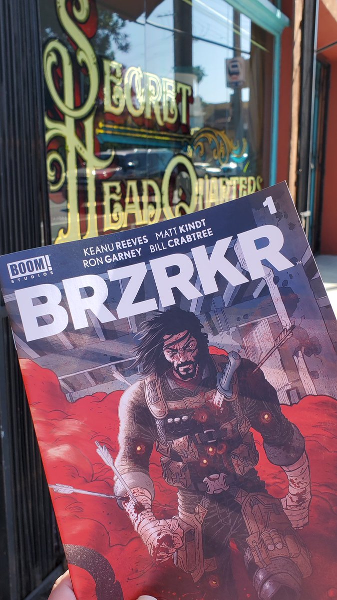 Jillian Crab (@jilliancrab) on Twitter photo Got my copy of the highly anticipated Keanu Reeves & <a href="/MichelleAnkley/">Meeeshell A.</a> collaboration. 
It's BRZRKN beautiful! Got my copy of the highly anticipated Keanu Reeves & <a href="/MichelleAnkley/">Meeeshell A.</a> collaboration. 
It's BRZRKN beautiful!