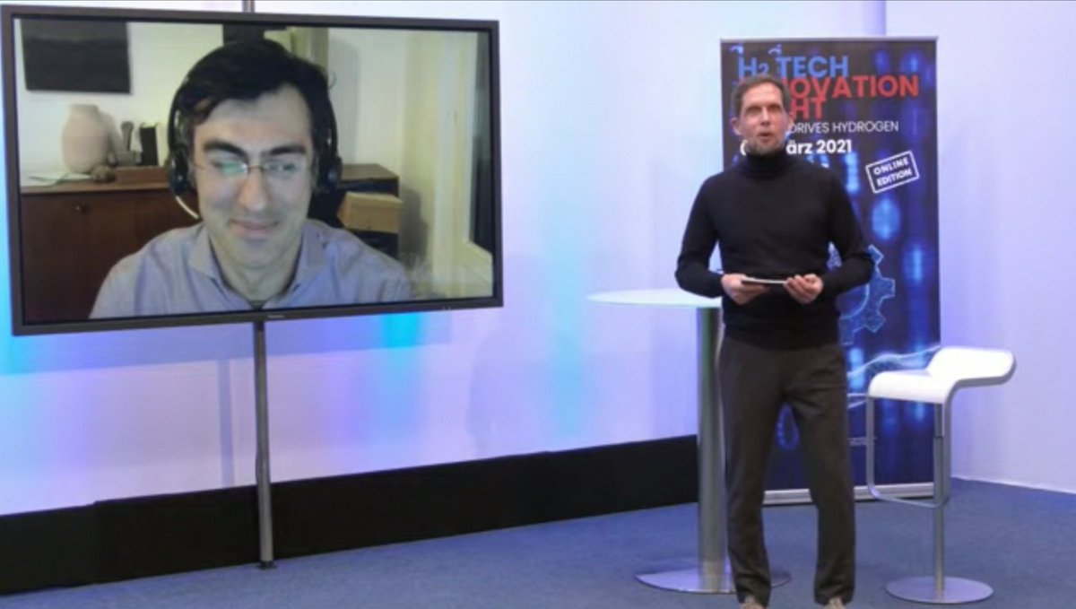 digihub_de's tweet image. Jetzt ist uns Sahand Hagi// @SiemensDE zugeschaltet. Er stellt „Hydrogen360“ vor – eine Plattform, die basierend auf Microsoft Azure Cloud Service als end-to-end Lösung für die Wasserstoffgenerierung, Verteilung und den Verbrauch fungiert. #H2Tech