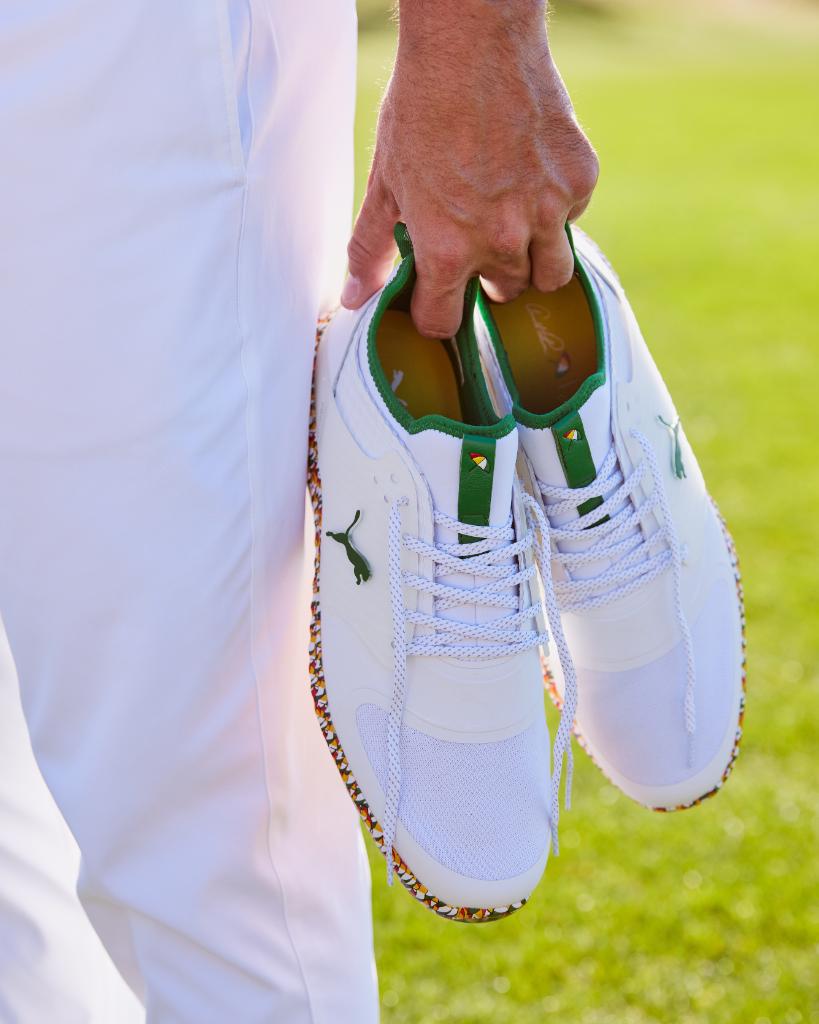 A timeless look with a splash of Arnold Palmer. 
Limited Edition API #CAGED out now: bit.ly/389XmSh
#ResistOrdinary