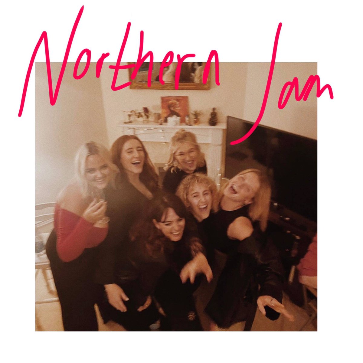 PLATFORMBradio's tweet photo. ON AIR NOW: Northern Jam w/ @JaimeChatsWith ✨ LIVE FROM A FLAT IN BRIGHTON ‘TIL 9PM ✨ Bringing you an International Womxn’s Day special 🔒 LOCK IN at 105.5FM // https://t.co/BCBBzMf0FL // DAB 🔒 #IWD https://t.co/8PnlP3cmYa