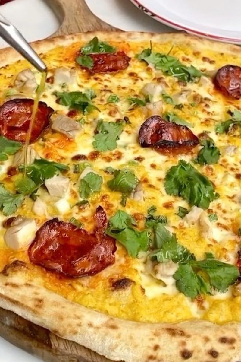 Gordon Ramsay's Pizza Recipe Swaps Tomato Sauce For Sweet Corn Puree, So Color Me Intrigued

https://t.co/ST7bjBxnp9 https://t.co/CCcPoaCkBd