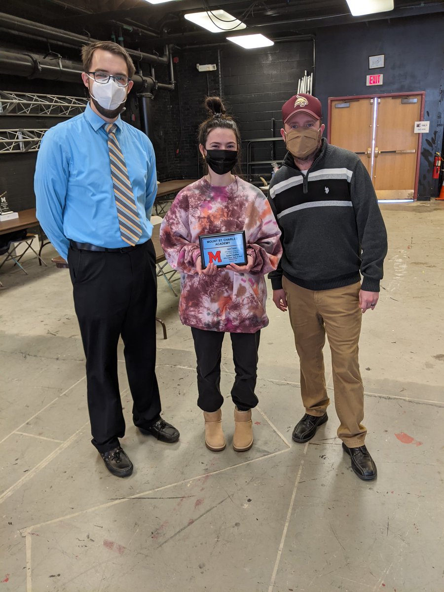 Congrats to our February Student Athlete of the Month winners Gary Kalmer and Isabel Kailher.
Gary led the basketball team in blocks and rebounds. He earned all division 1st team honors.
Isabel was the leadoff runner for the 4x2 and 4x4 All Class teams and was also named team MVP