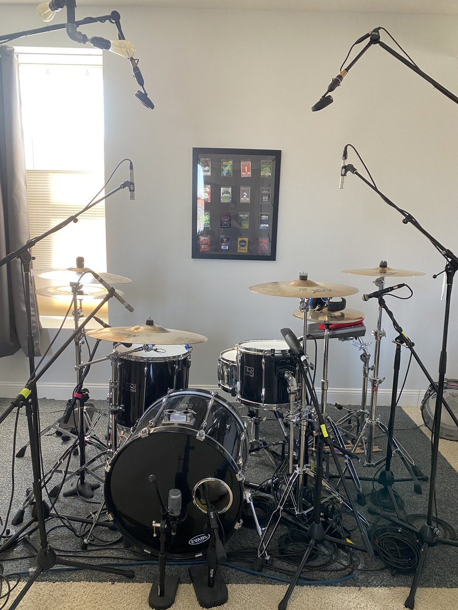 ashtonpar1's tweet image. Currently the favorite use of my #coles4038 ribbon mics....captures the kit/room in a nice way when compressed. Big vibes.