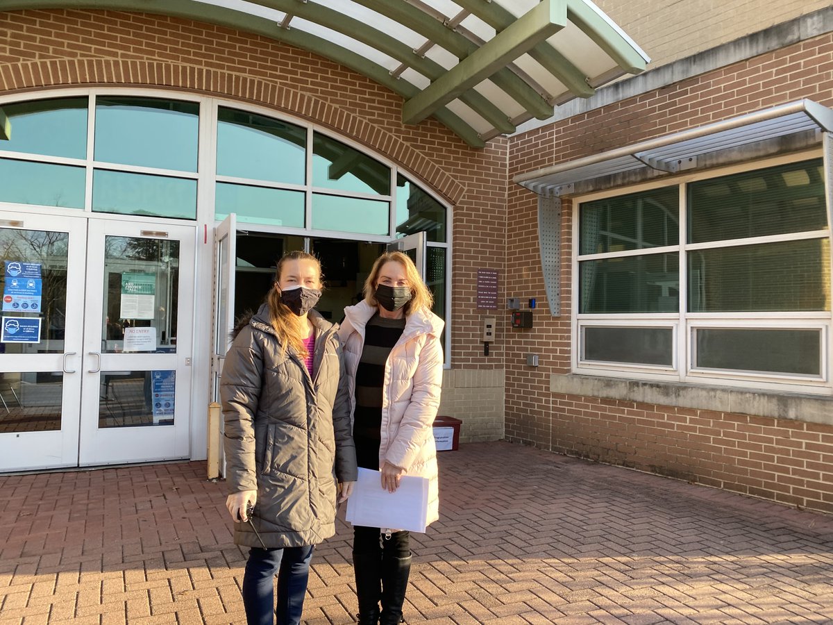 We had a great day today at Carlin Springs! We were so happy to welcome our kindergarten and 2nd graders back to the building! #ForwardTogetherAPS