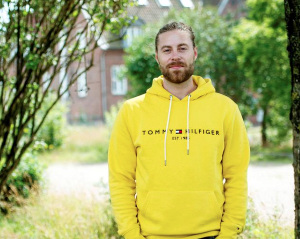 Är du nyfiken på vad <a href="/HkDrott/">HK Drott Halmstad</a> Anton Melin har för sig sedan handbollssäsongen ställdes in? Privat händer det en hel del hemma hos familjen Melin...
hallandsposten.se/sport/handboll…
<a href="/SvenskHandboll/">Svensk handboll</a> #twittboll