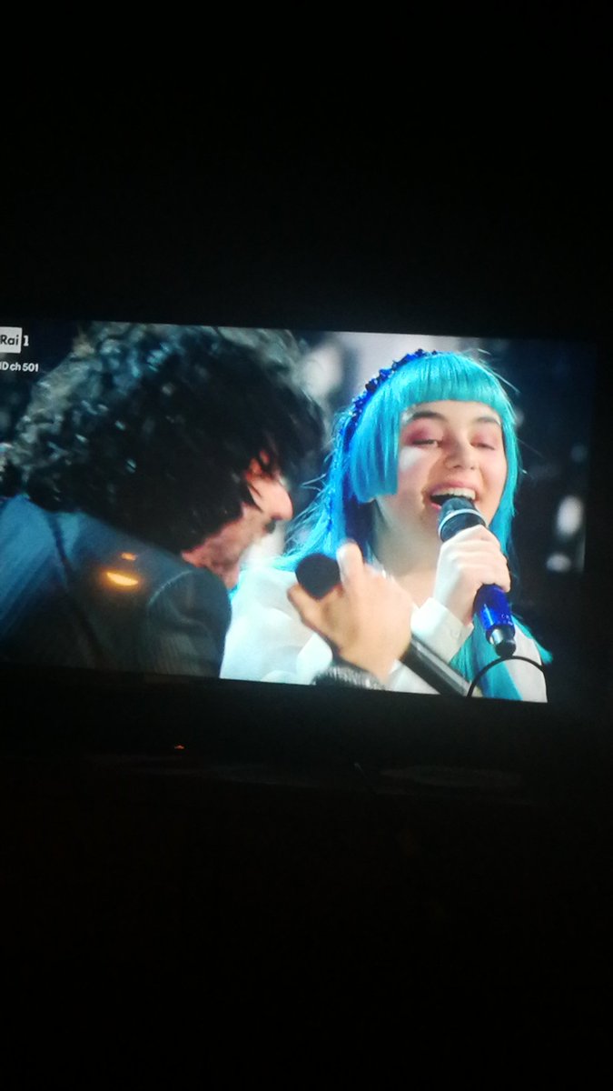 Ma #casadilego è una cosplay? #mammeasanremo