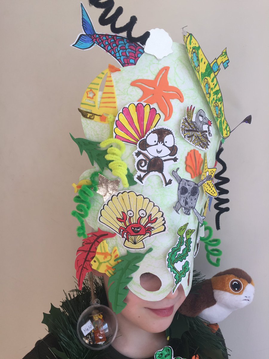 tracyshopkins's tweet image. Being at home didn’t stop 8yo dressing up for #WorldBookDay- here he is disguised as Cliff the Rambling Isle in an epic seawig! (We love your book @jabberworks &amp;amp; @philipreeve1)