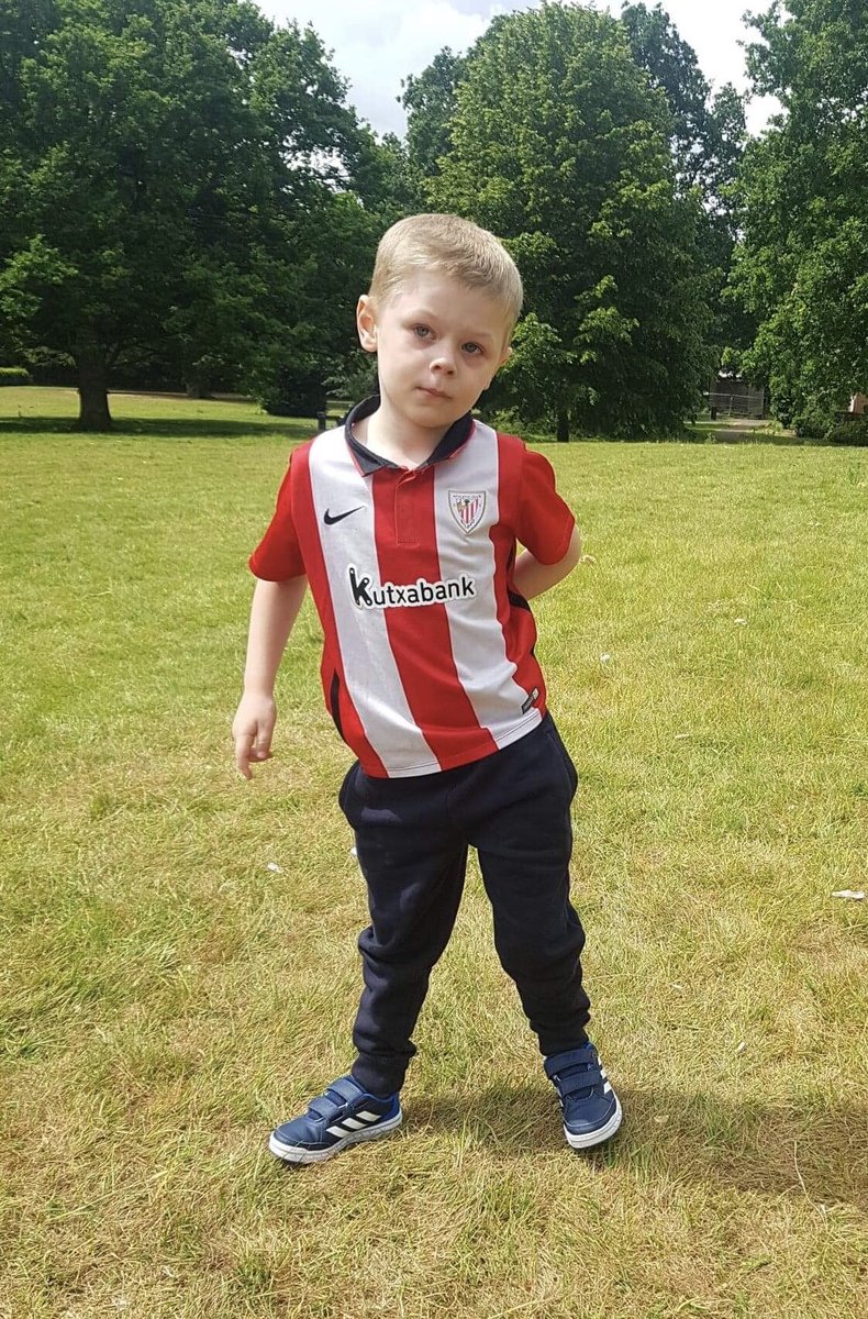 StreetMatron's tweet photo. @Athletic_en No doubt this boy is in bed, dreaming of an Athletic Club de Bilbao win in the Copa Del Rey semi final ❤️ #LEVATH @MrPentlandClub ❤️ https://t.co/VqOtVAQoi7