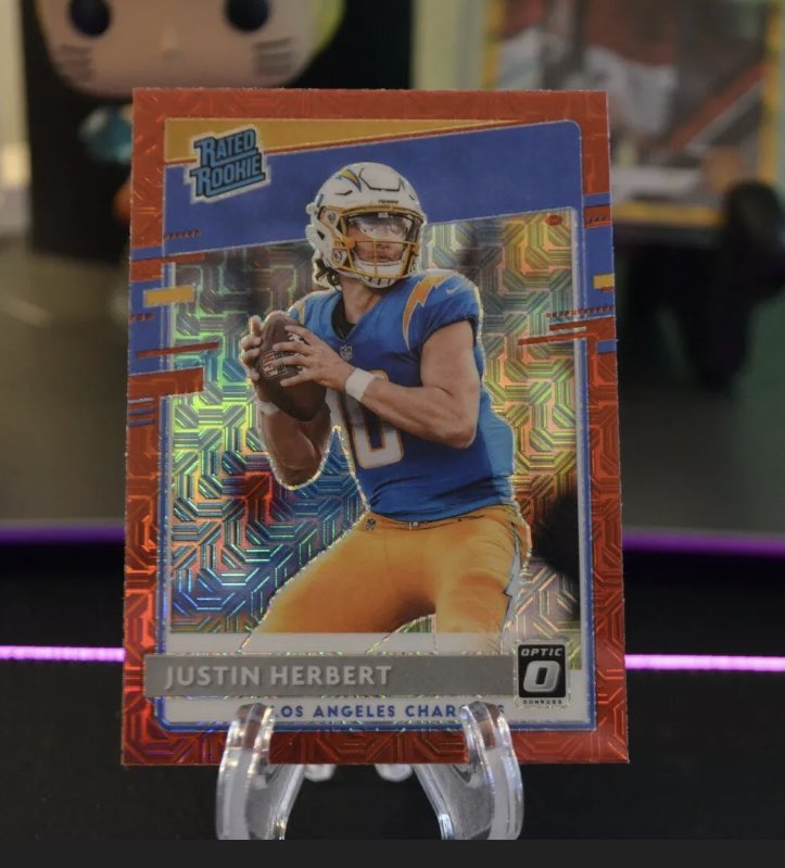 Westsideslabs's tweet photo. Like for a tag in tonight’s Optic Hobby H2 break 🏷

Let’s go Red Mojo hunting 🔥 https://t.co/V4FUveEqUH