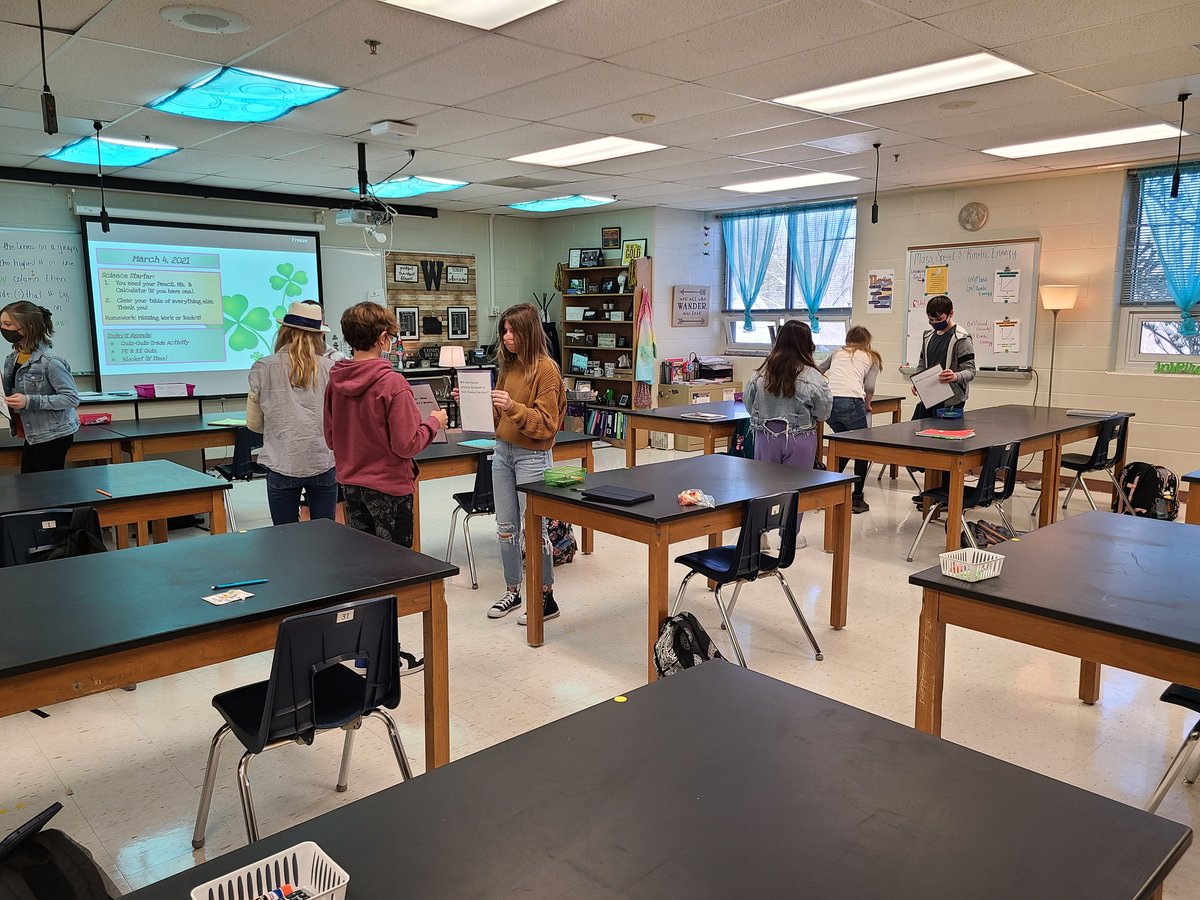 Quiz, quiz, trade review is taking place in Sci 7. Moving and reviewing at the same time is fun to see. #heritagems <a href="/MrsWhitley4/">Mrs Whitley</a>