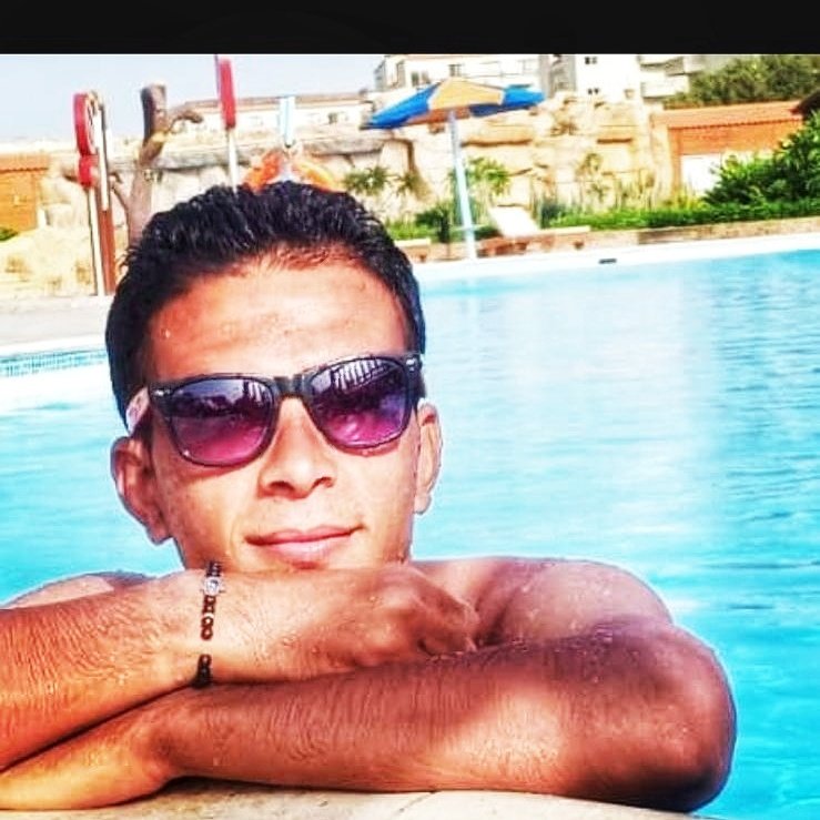 5aledMano's tweet photo. #NewProfilePic https://t.co/YkPixbYMku