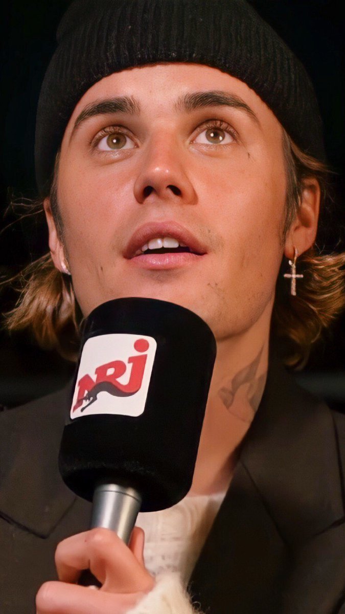 In love 🥰 

HOLD ON TONIGHT