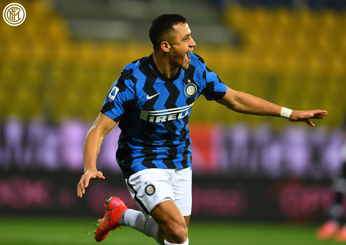 Inter venció a Parma 2 a 1 y estira su ventaja en la punta de la Serie A