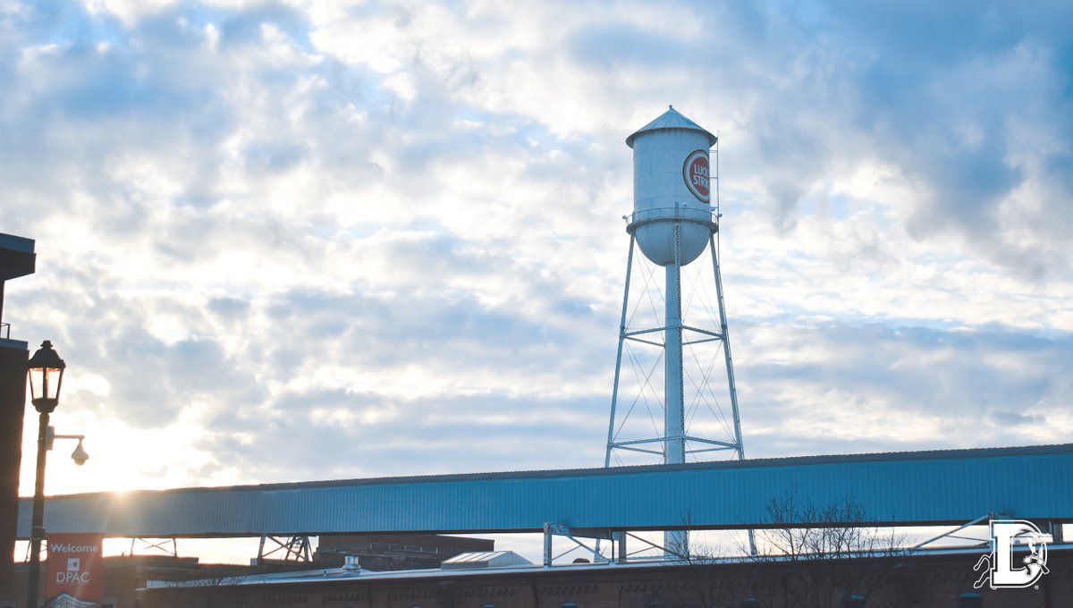 Walked around downtown recently and have we said how much we love this city?😍