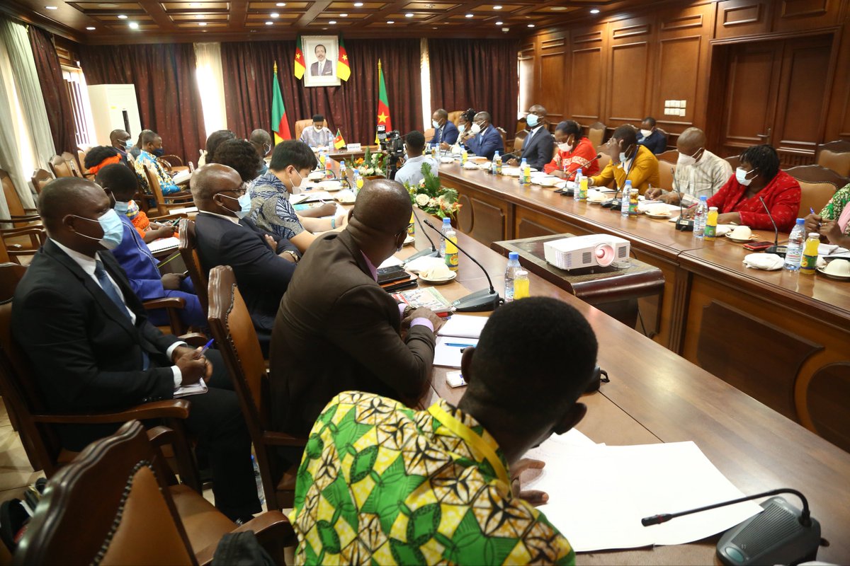 TchuemTchuente's tweet photo. The 11th meeting of the National #Schistosomiasis &amp; #STH control committee in Cameroon was held today, chaired by the Secretary of State MoH, with the participation of WHO Representative and key stakeholders. The Committee endorsed the country’s Road Map for SCH &amp; STH 2021-2030. https://t.co/zCeqc4vnWj
