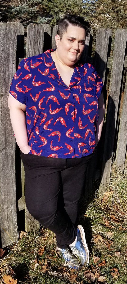 cheesepickles's tweet image. "You look like you'd be fun to be around" - One of the many comments I got on today's outfit/makeup combo. #NonbinaryStyle #BigFatDynamo