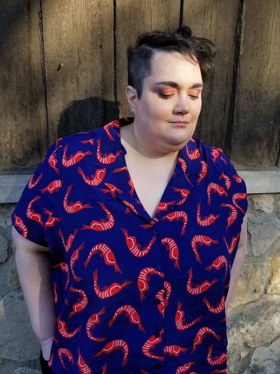 cheesepickles's tweet image. "You look like you'd be fun to be around" - One of the many comments I got on today's outfit/makeup combo. #NonbinaryStyle #BigFatDynamo