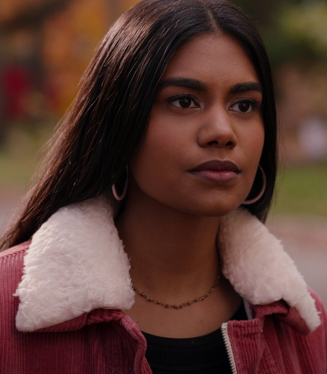 Just discovered the actors who play Joe &amp; Padma on Ginny &amp; Georgia are brother &amp; sister in real life!