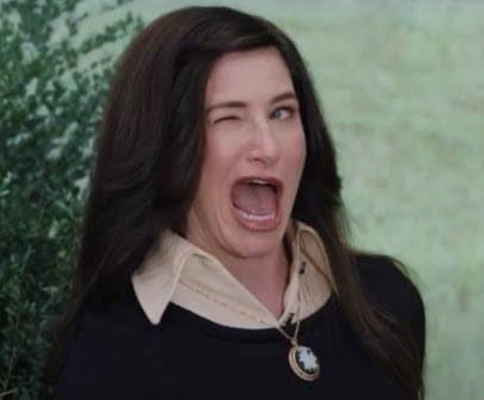 everythingcyd_'s tweet image. “we definitely have to link up one of these days”

“yessss, just let me know”