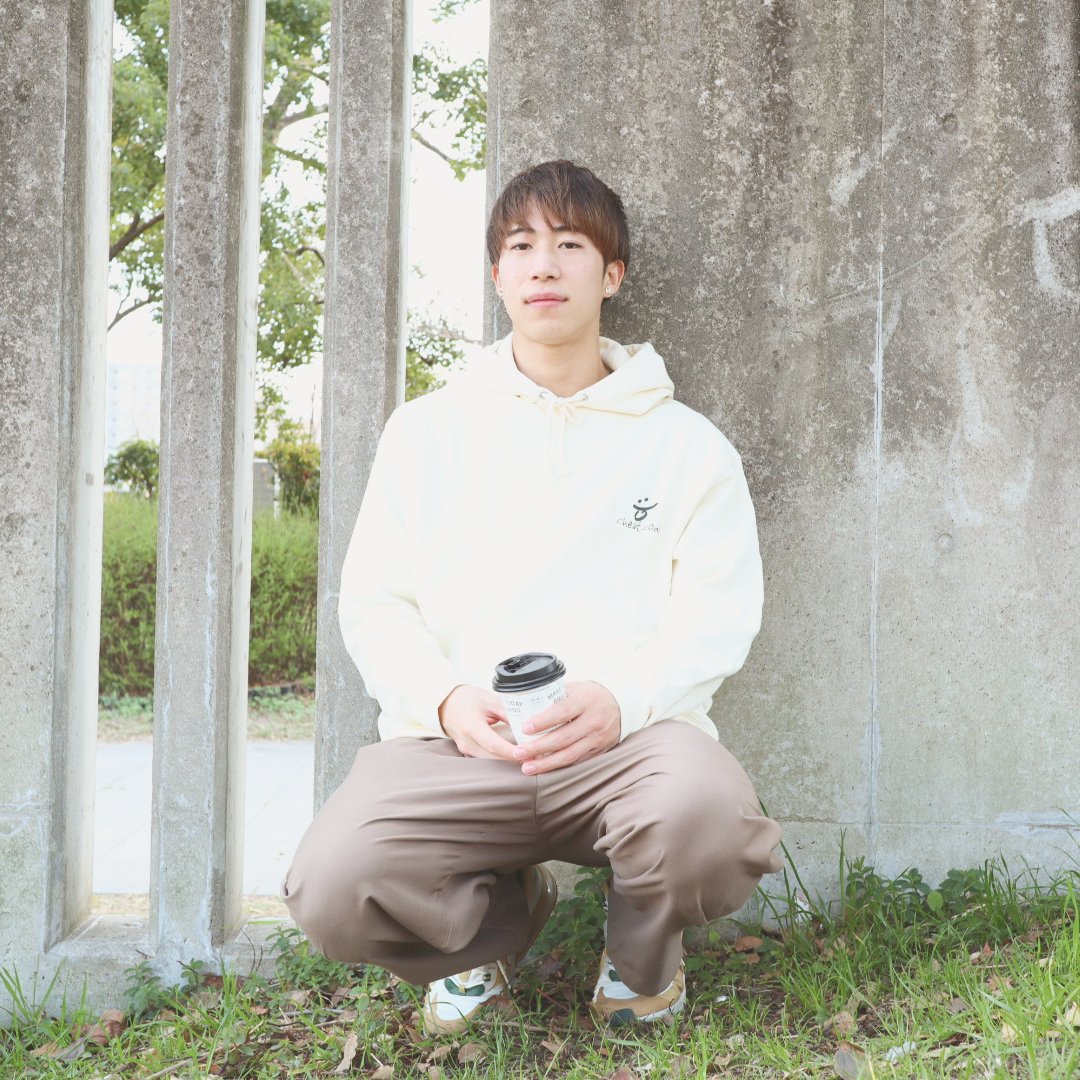 Cheatcode_error's tweet image. 【photo】
c(: Hoodie BEIGE

model:@satochen_ 

近日中に新作販売と合わせて過去作の再販します。