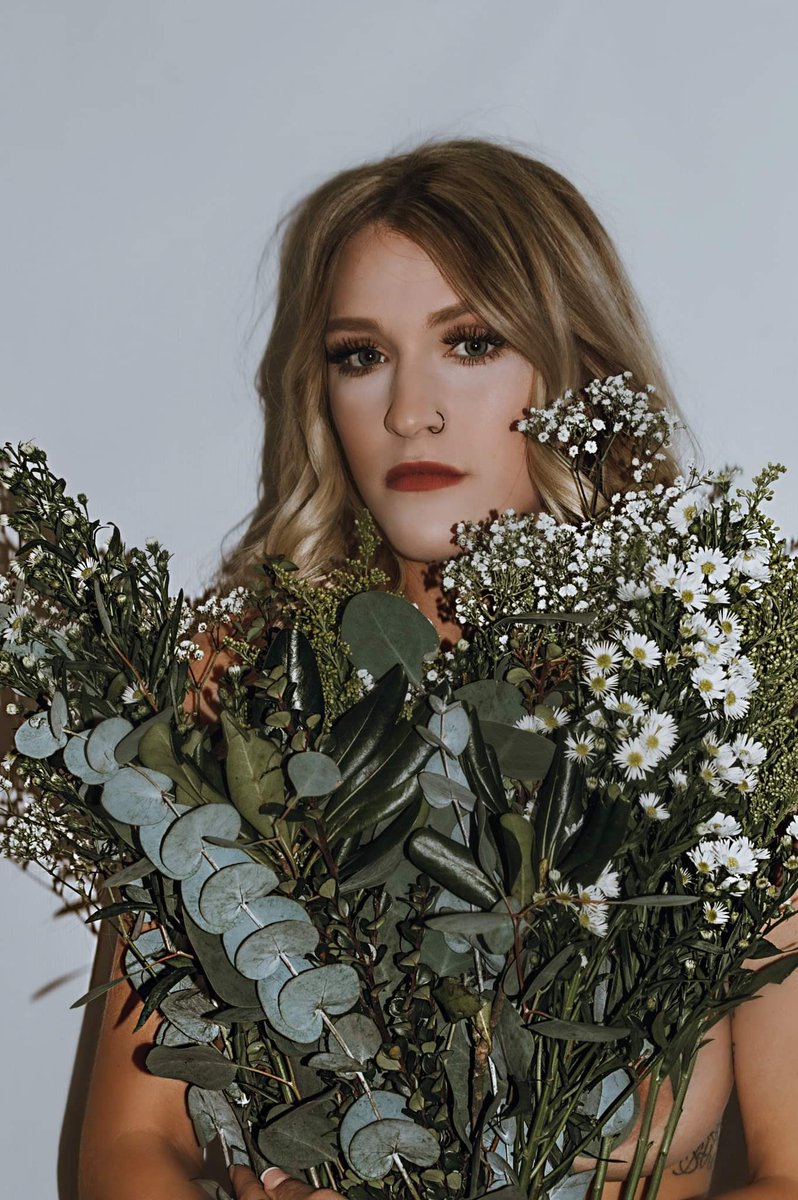 BeasleyKayla's tweet photo. so much growth. I’m still growing as a person, mom, sister, daughter & wife. I’m not perfect and i’ll never be. 🌿🌾🤍 #imstillgrowing https://t.co/Z5562l0Ohi