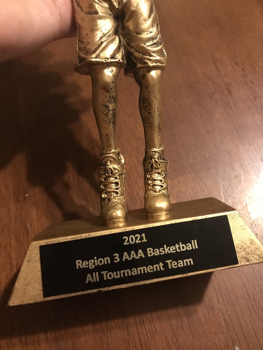 karlahyder's tweet photo. Tonight was incredible! @AlexHyder4 made the 2021 Region 3 AAA Basketball All Tournament Team!  He has worked so hard &amp; it shows! We are so proud! Keep up the hard work #22 and stay focused.  #workhardplayhard #bigalsmom @broadway34ever #bigalsdad https://t.co/Pst6PjSeOq