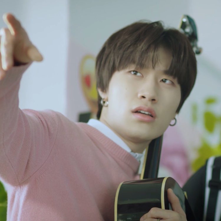 ؘ (@yedamlooks) on Twitter photo 