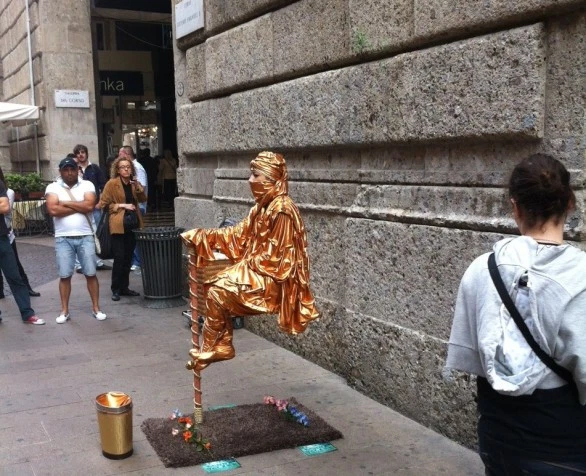 LiveSpinoza's tweet photo. +++ IMMAGINI ESCLUSIVE DELLE PROVE DI ACHILLE LAURO +++ https://t.co/kNz65Wv99C