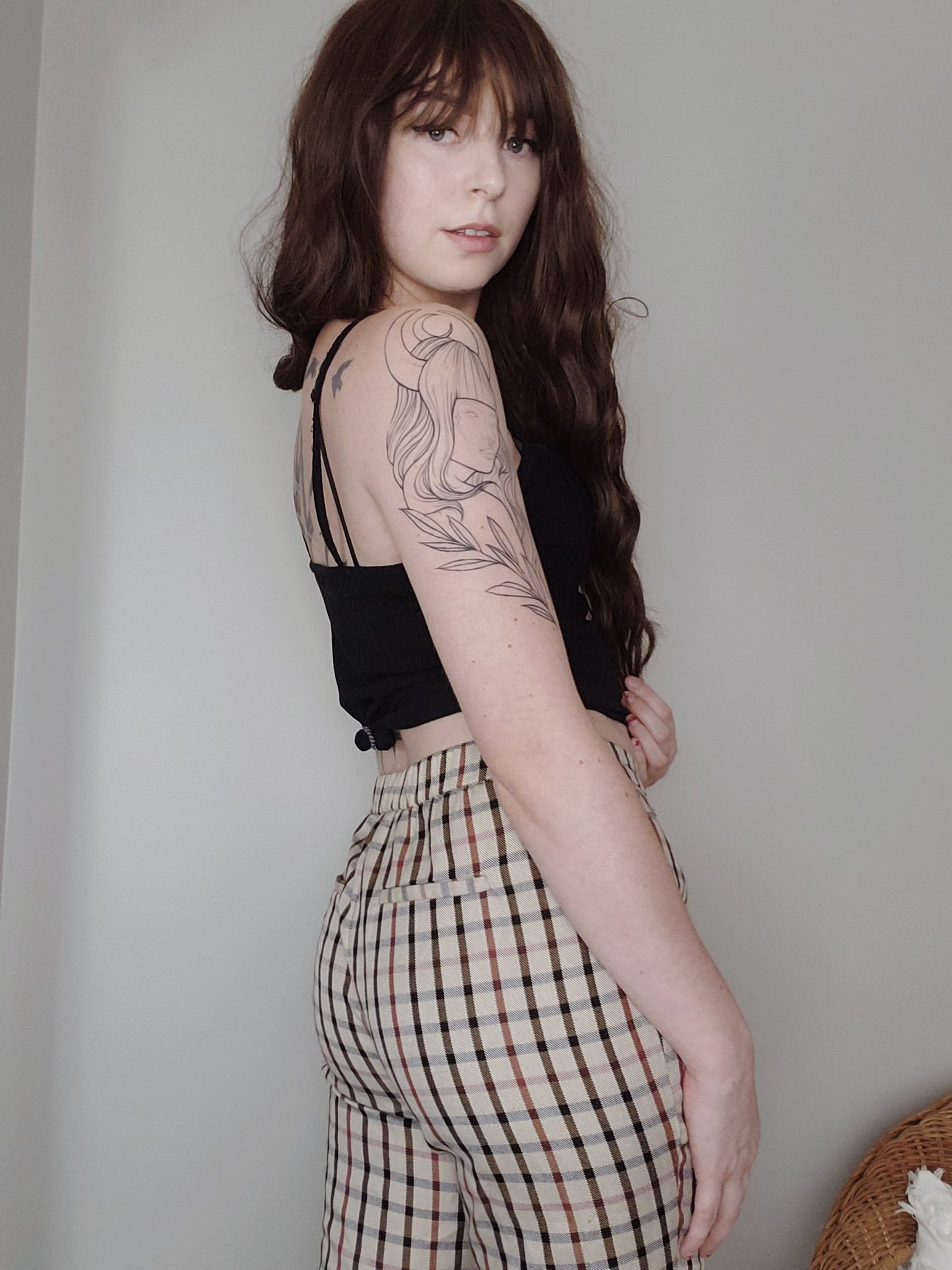 TW Pornstars 2 pic. Llama 🍄. Twitter. Hot pants rain dance. 1128 PM