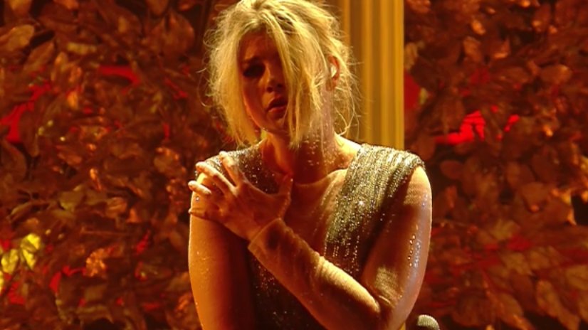 indecisissimo's tweet photo. Achille ed Emma, semplicemente mozzafiato

#sanremo2021 https://t.co/tLNOXLkRSr