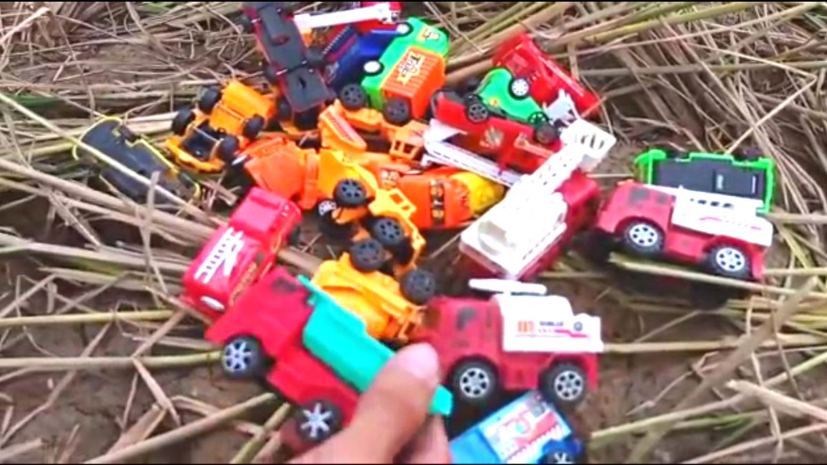 Mencari mainan mobil mobilan disawah..SERUHNYA🤗
youtu.be/91u-gTRlpfU