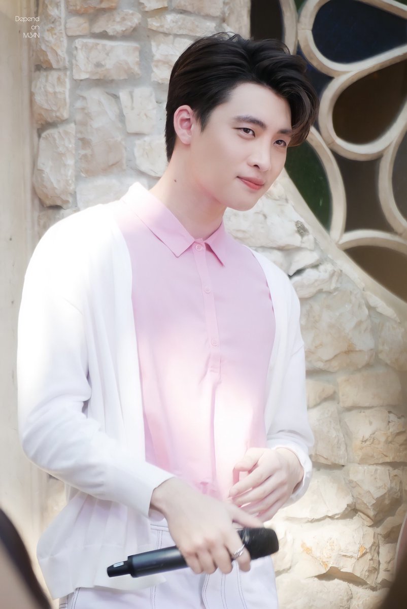 Depend_onM34n's tweet photo. ʜᴀᴘᴘʏ ʙɪʀᴛʜᴅᴀʏ นะน้องมีน 💙🎂✨
เป็นเด็กดีนะครับ ขอให้น้องมีนมีความสุขมากๆนะ😘

 #BestWishesMean23rd https://t.co/50moU0T2Xm