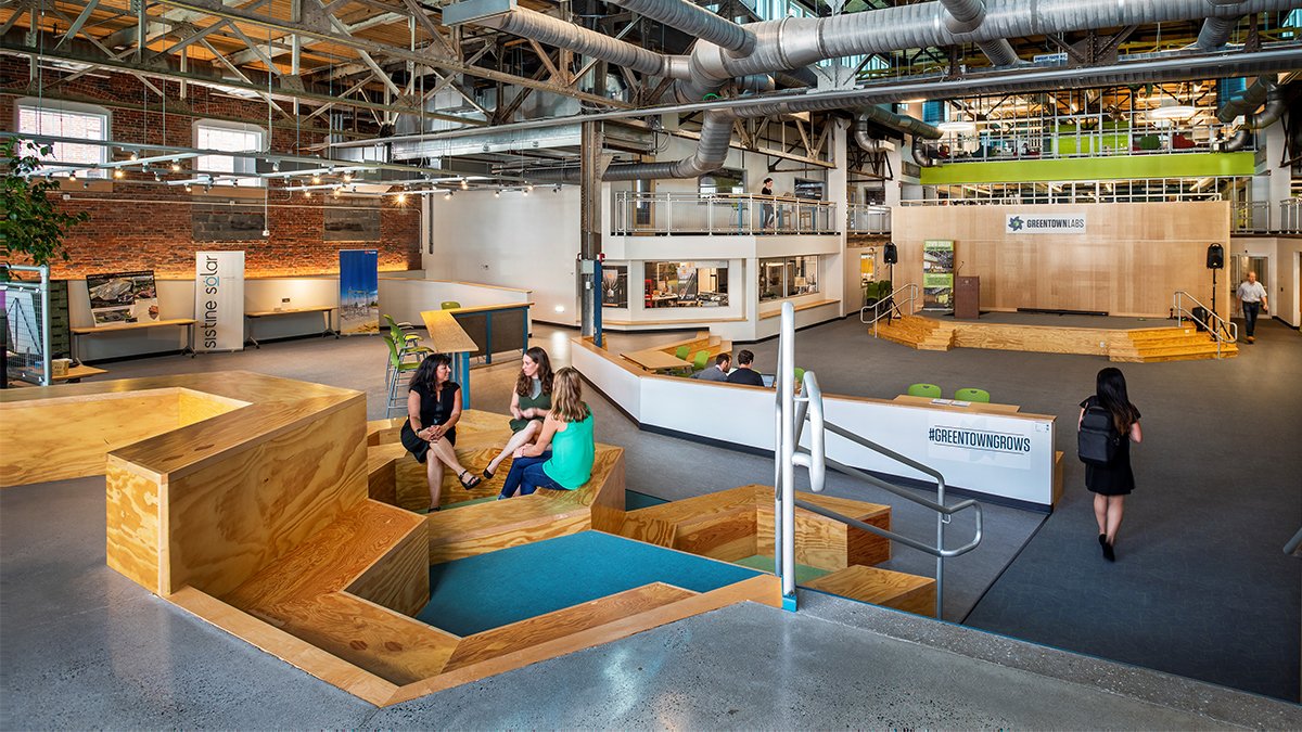 KItweets's tweet image. The pandemic has changed the way we think about design. On our second annual Community as Strategy tour with @IIDA_HQ, we discussed how design will change for the long term. Read more in our latest blog post: hubs.ly/H0HK8XX0 #designforcommunity