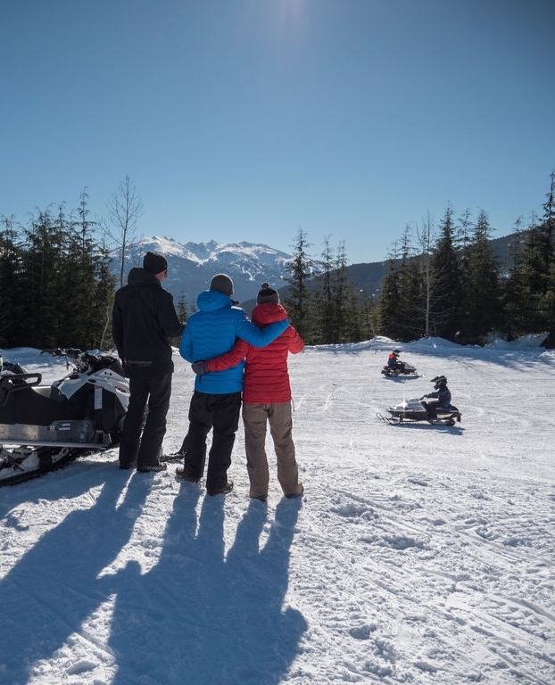 👨‍👩‍👧‍👦  Adult and child adventures all rolled into one. ⁠
Our Family Snowmobile Tour ticks all the boxes + kids under 12 ride for FREE!⁠
⁠
Tours depart daily at 8:30am &amp; 1pm.⁠
tagwhistler.com/tour/family-to…
⁠
📷 : @flowmotionaerials