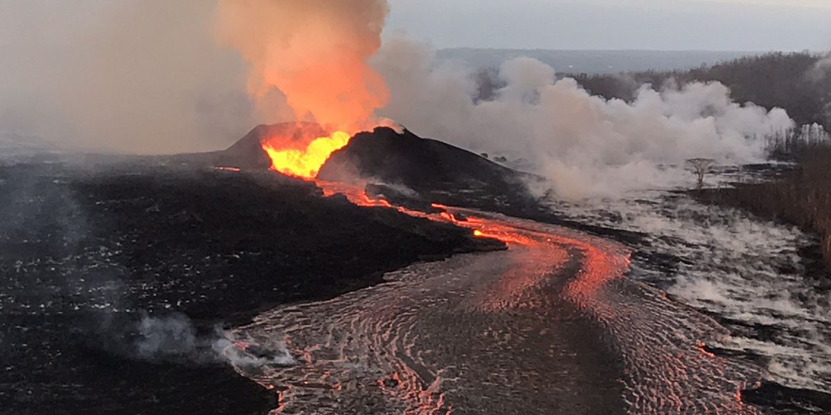 KeahiTucker's tweet photo. Fissure 8 has a new name: Ahuʻailāʻau, referring to the volcano deity 'Ailā'au.  The naming process took nearly 2 years and involved countless public suggestions, committee meetings and even Act 50, by the state legislature. https://t.co/LoWh0dhbrc