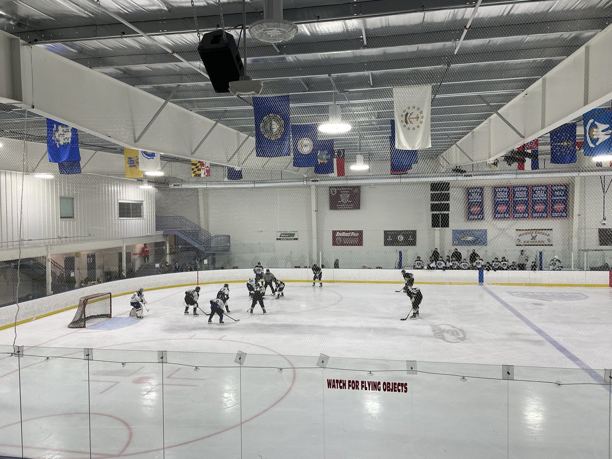Arc_of_Progress's tweet image. Was a great treat to see the #PCTVS Bulldogs hockey team on the ice tonight! This team is going places! @PCTI_Athletics @PCTI1 @DcLstem