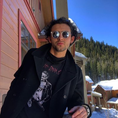 adoniskudos's tweet photo. #NewProfilePic https://t.co/5Fr7xPznOq