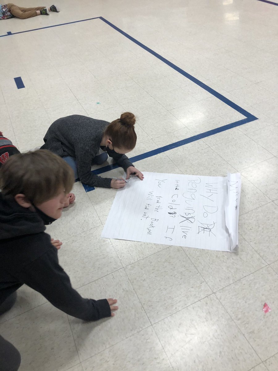 These engaged learners practiced writing leads for non-fiction reports <a href="/HebbPatriots/">Hebbville Academy</a> <a href="/SSRCELiteracy/">SSRCE Literacy</a> @SSRCE_NS