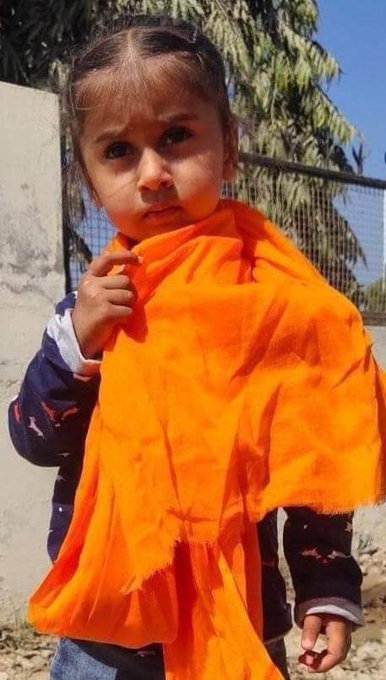 cmranmirock's tweet photo. ਖੂਨ ਦੇ ਕੇ ਲਾਜ ਰੱਖਣੀ 
ਇਹ ਹੈ ਈਮਾਨ ਸਾਡਾ
ਸਦਾ ਰਹੇ ਝੂਲਦਾ 
ਖ਼ਾਲਸਾਈ ਨਿਸ਼ਾਨ ਸਾਡਾ

In these 100 days Modi govt tried their best to isolate and target Sikh community. They ran several vicious campaigns to malign us but failed terribly. Instead Sikhs united India. 

#100_Day_Farmer_Movement https://t.co/Q56wEfhsg7